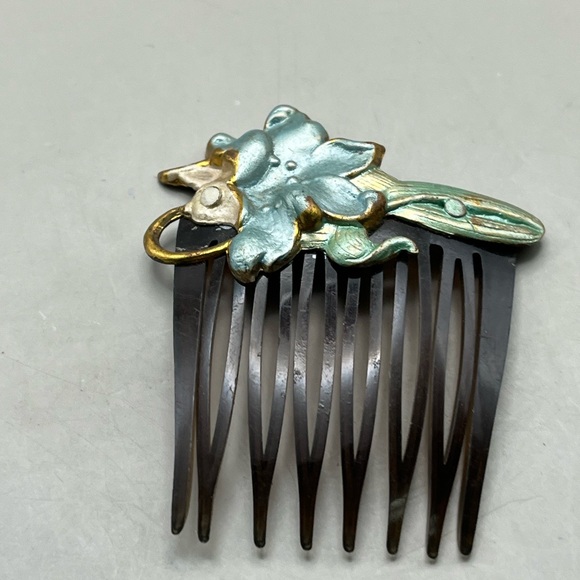 Vintage Decorative Hair Combs Set - Picture 3 of 7